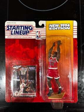 1994 Starting Lineup Scottie Pippen Chicago Bulls Action Figure & Card